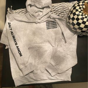 New Deuxmoi hooded sweatshirt Large